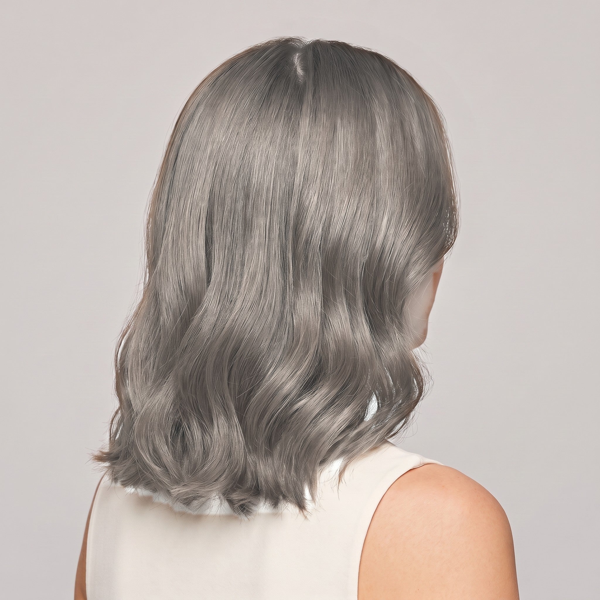 Lilafix 7.1 Mittleres Aschblond — Haarbild